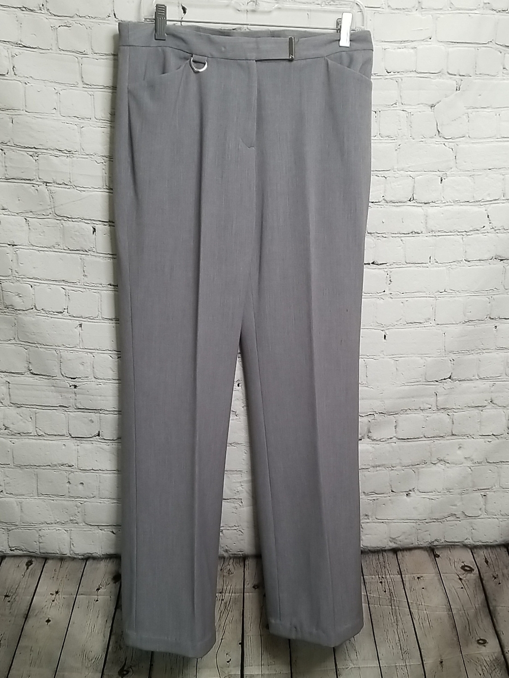 Jones New York "Signature" pants size 6